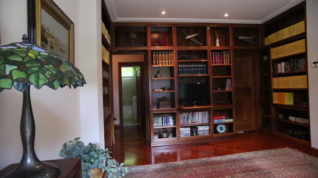 Semesterbostad Candia House *